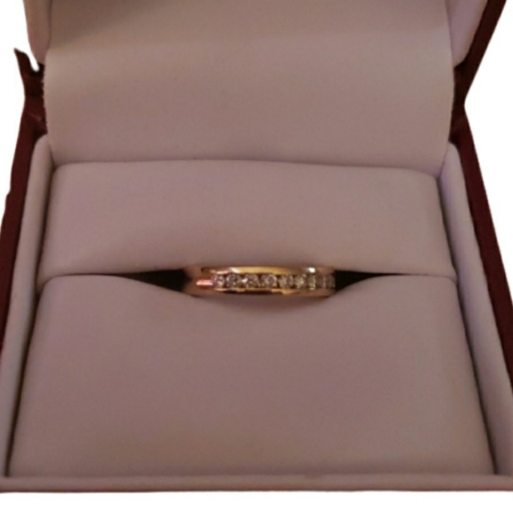 ENGAGEMENT/WEDDING RING SET - Picture 4 of 5